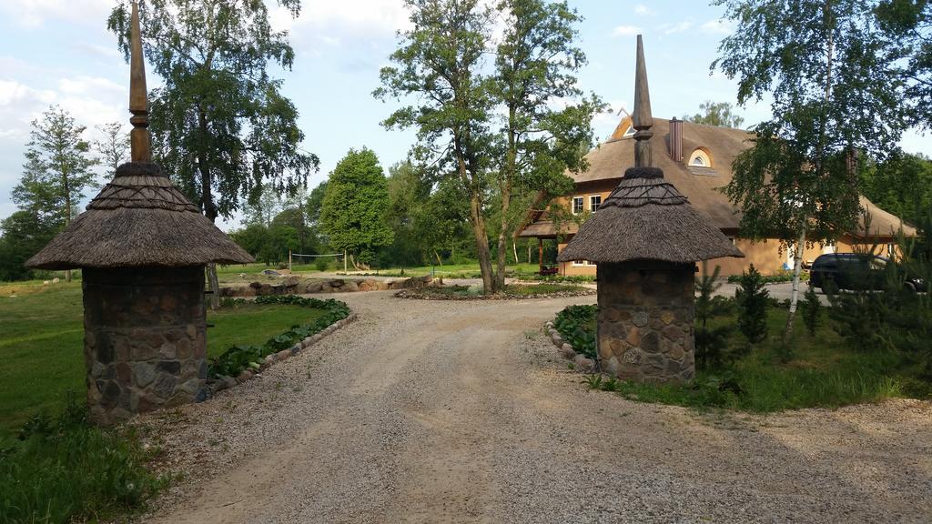 Vila Sanzila Bernatoniai Экстерьер фото
